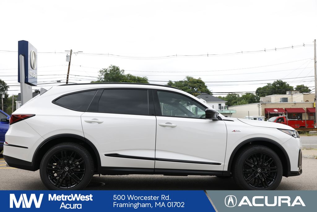 2026 Acura MDX SH-AWD A-Spec Advance photo 3