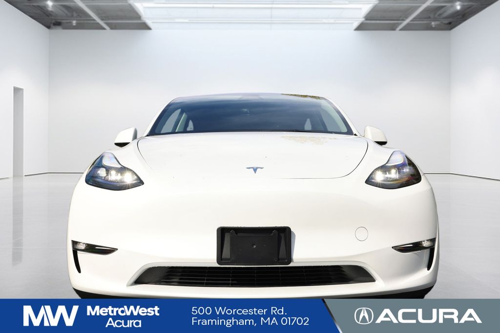 2024 Tesla Model Y Performance photo 2