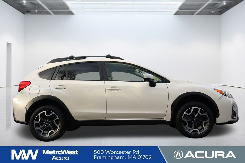 2016 Subaru Crosstrek 2.0i Premium photo 4