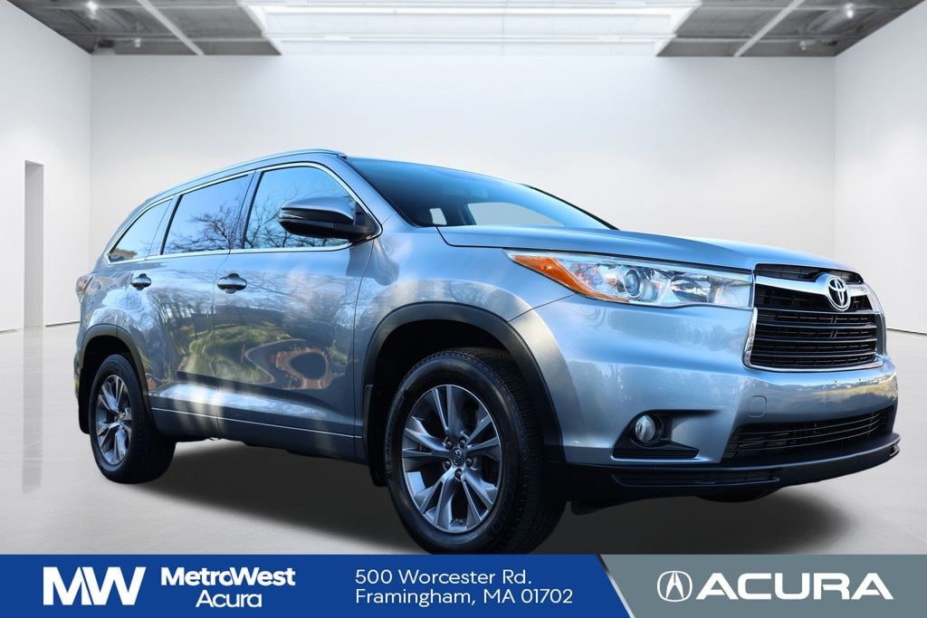 Used 2014 Toyota Highlander XLE V6 SUV