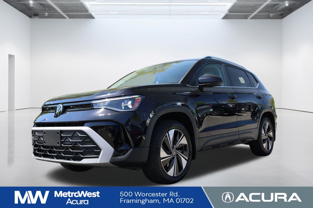 2025 Volkswagen Taos 1.5T SE 4Motion's photo
