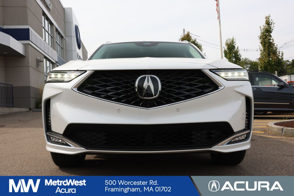 2026 Acura MDX SH-AWD Advance photo 2