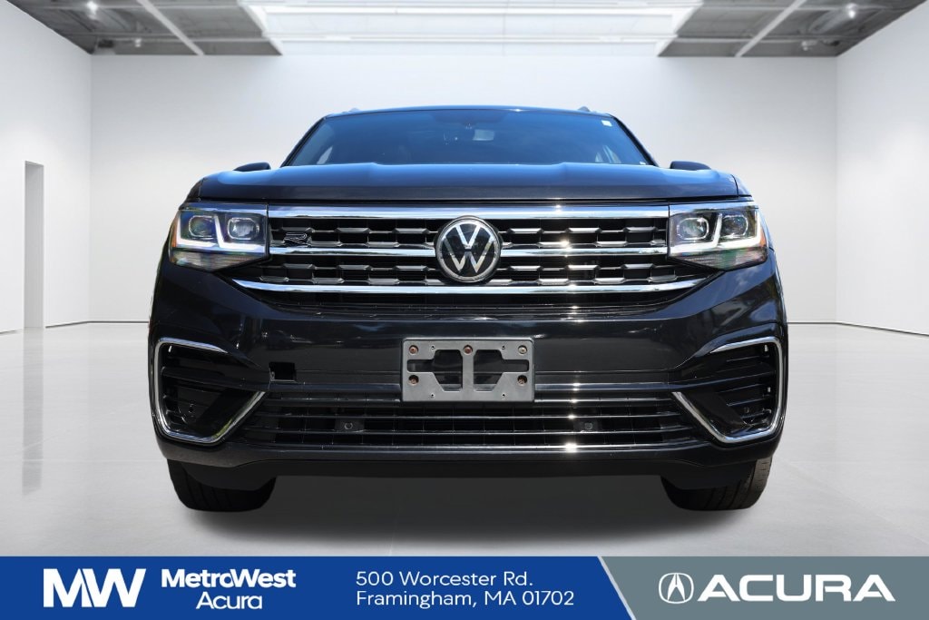 Used 2021 Volkswagen Atlas Cross Sport 3.6L V6 SE w/Technology R-Line 4MOTION SUV