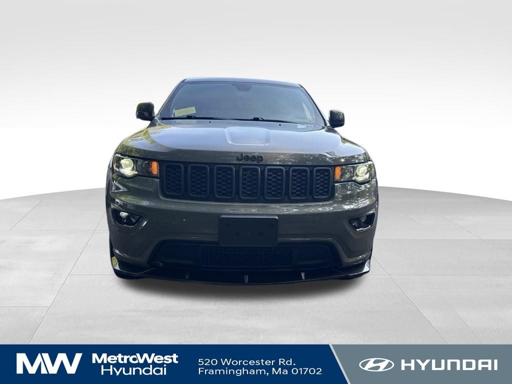 Used 2020 Jeep Grand Cherokee Laredo SUV