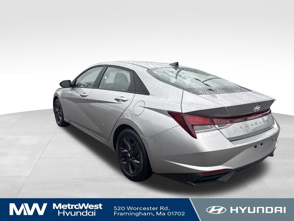 Used 2022 Hyundai Elantra SEL Sedan