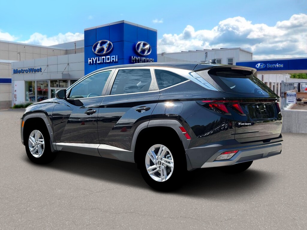 New 2026 Hyundai Tucson SE AWD SUV