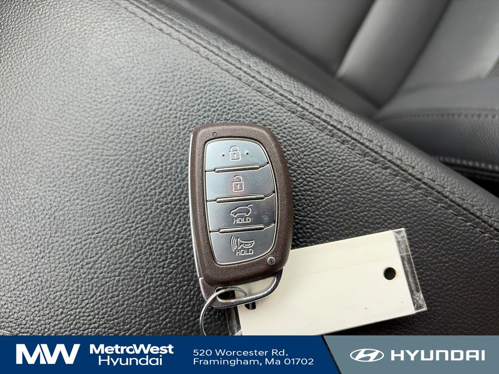 2017 Hyundai Tucson SE Plus - Photo 28