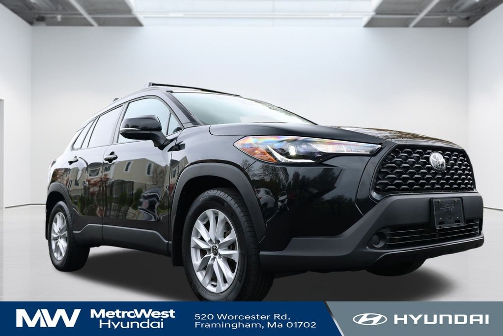 Used 2022 Toyota Corolla Cross LE SUV