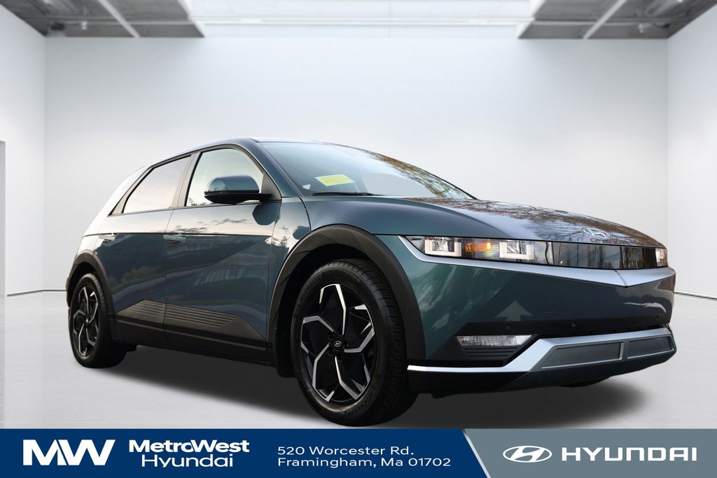 2024 Hyundai Ioniq 5 SEL photo 3