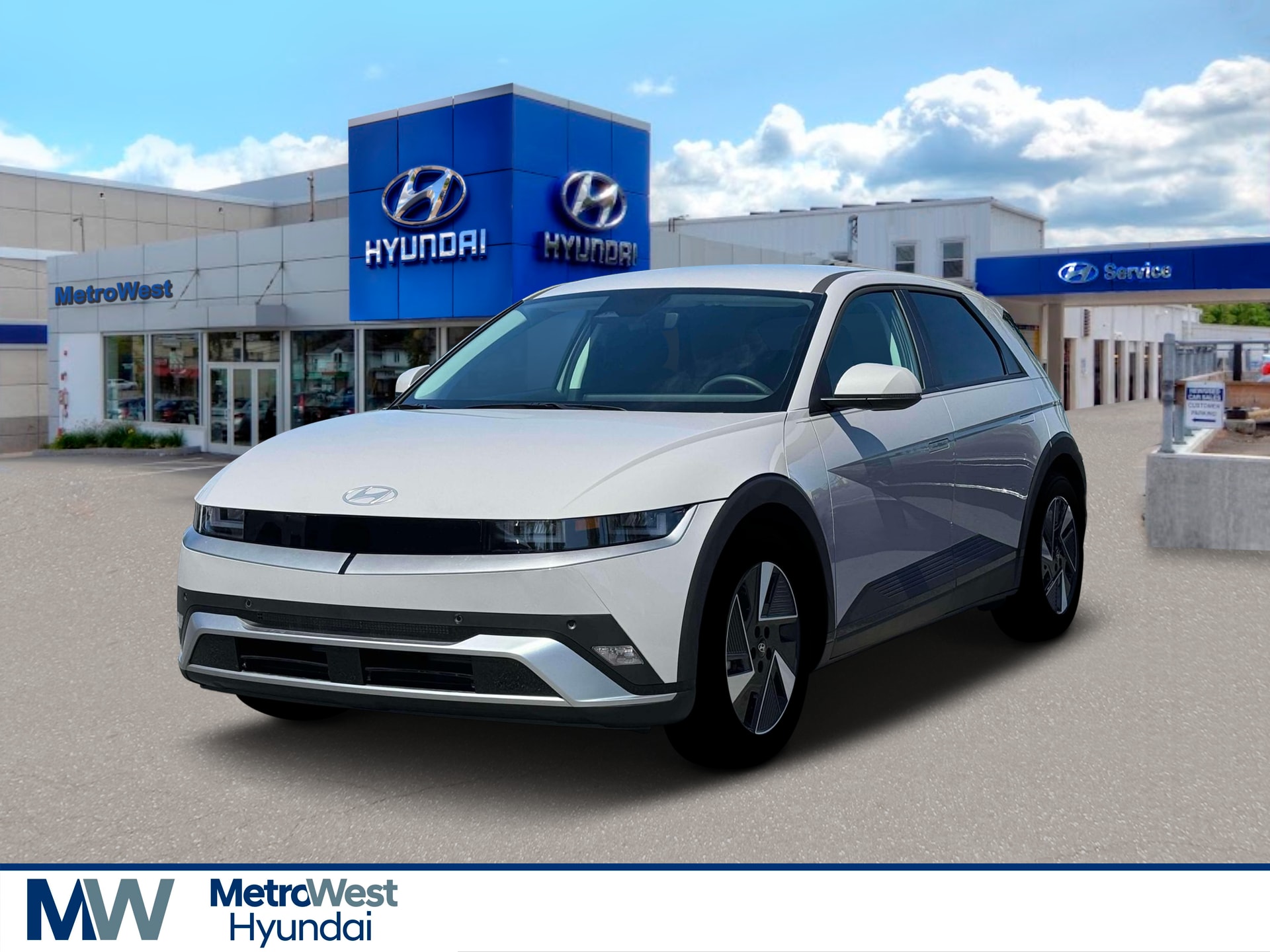 2025 Hyundai IONIQ 5 SE's photo