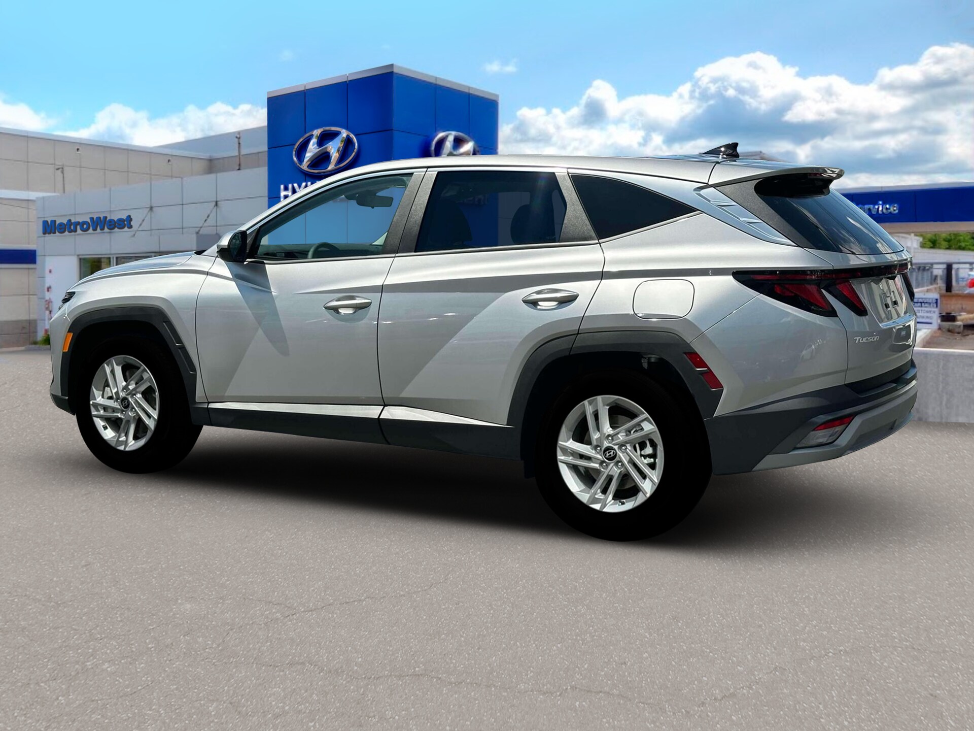 2026 Hyundai Tucson SE photo 4
