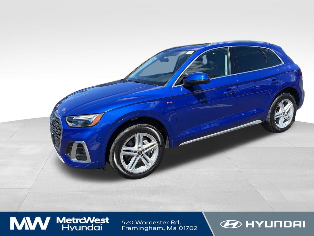 2024 Audi Q5 55 e Premium Plus's photo