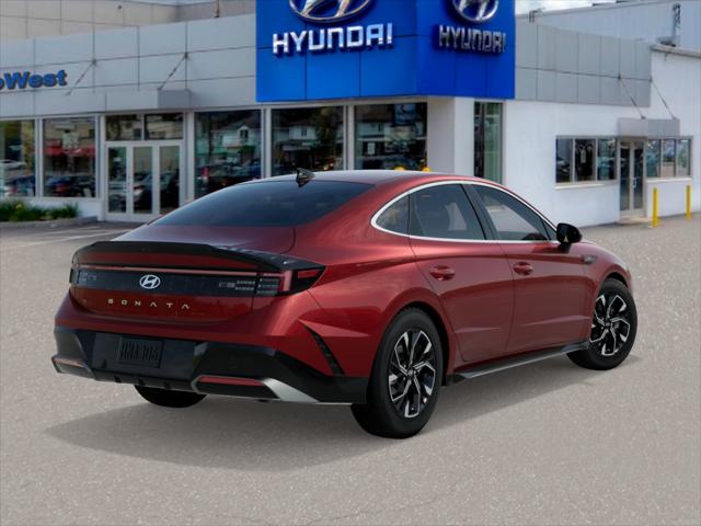 2025 Hyundai Sonata SEL photo 4