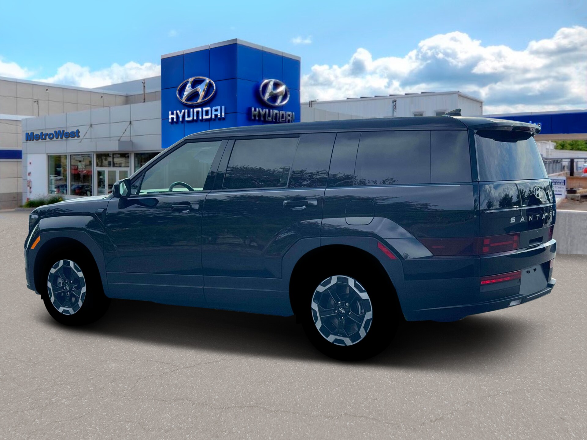 2026 Hyundai Santa Fe SE photo 4