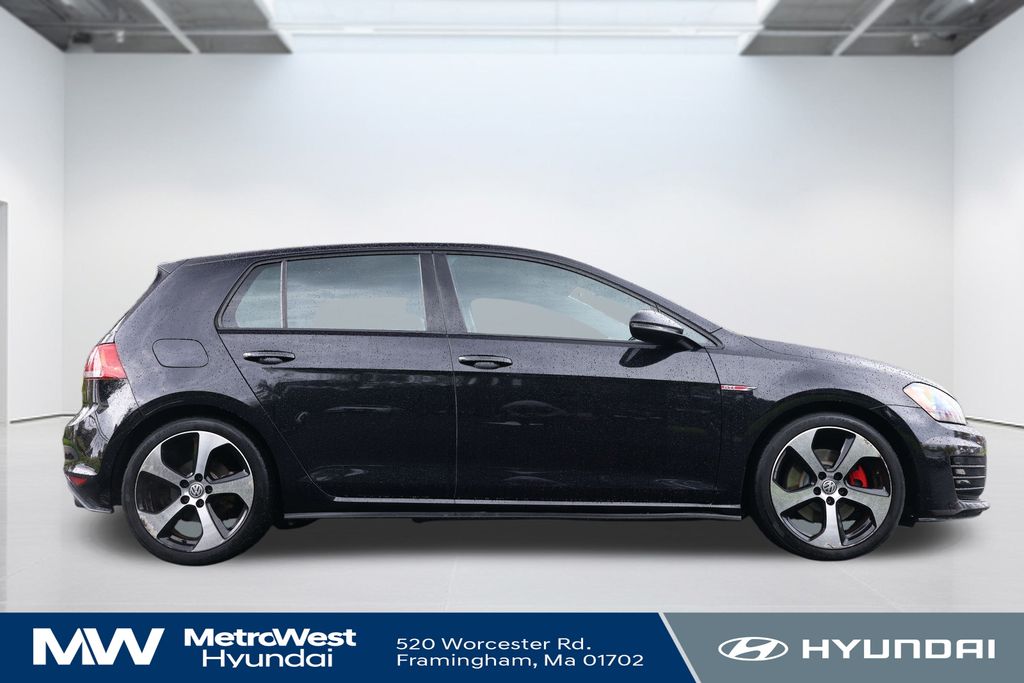 2015 Volkswagen Golf GTI photo 4
