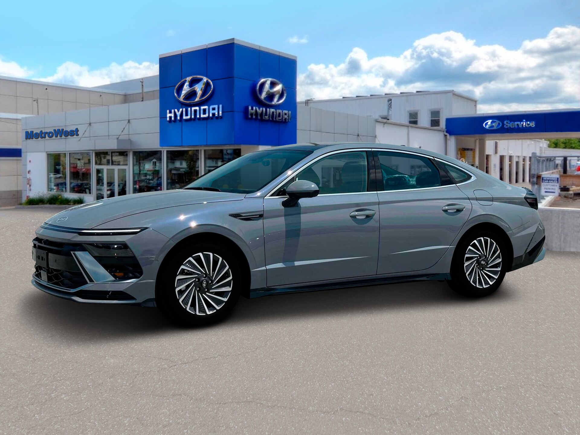 2025 Hyundai Sonata Hybrid Limited photo 2