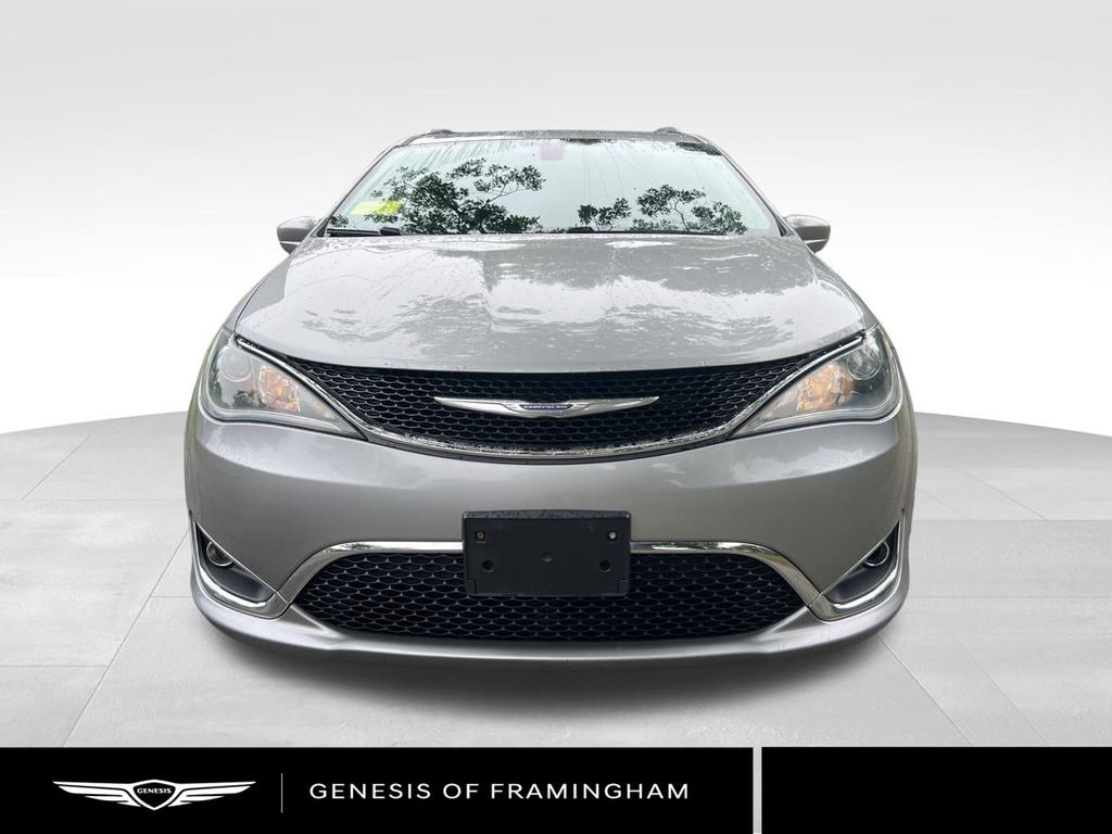 Used 2017 Chrysler Pacifica Touring-L with VIN 2C4RC1BG6HR661211 for sale in Framingham, MA