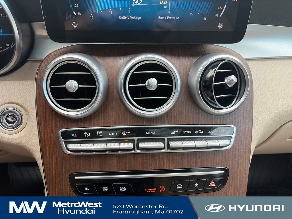2021 Mercedes-Benz GLC GLC300 - Photo 17