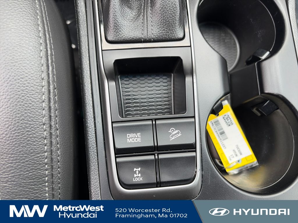 2017 Hyundai Tucson SE Plus - Photo 31