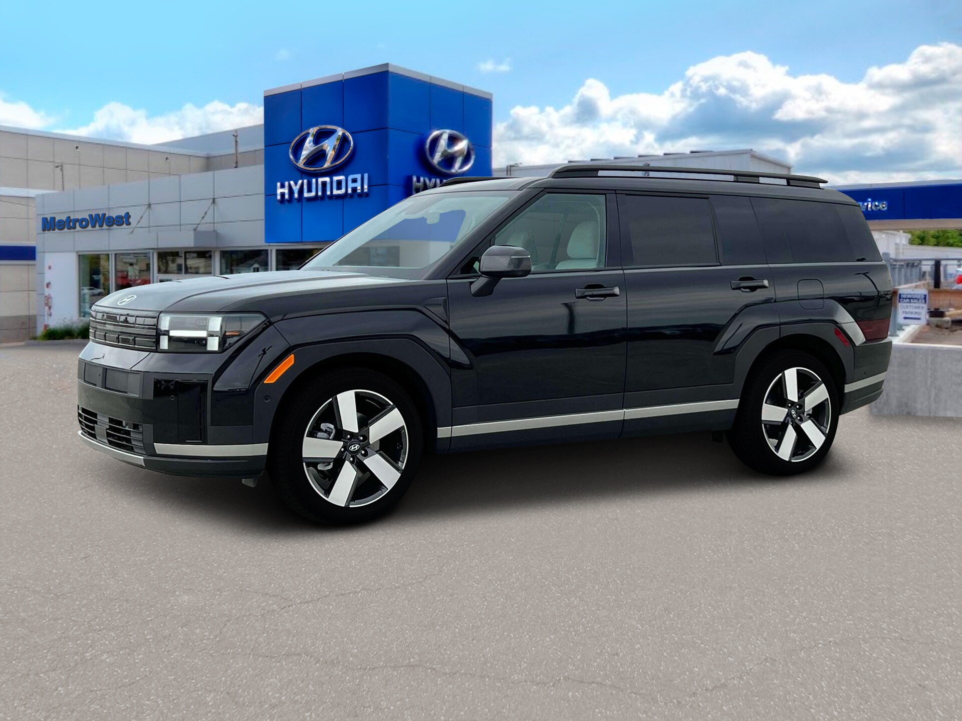 2025 Hyundai Santa Fe photo 2