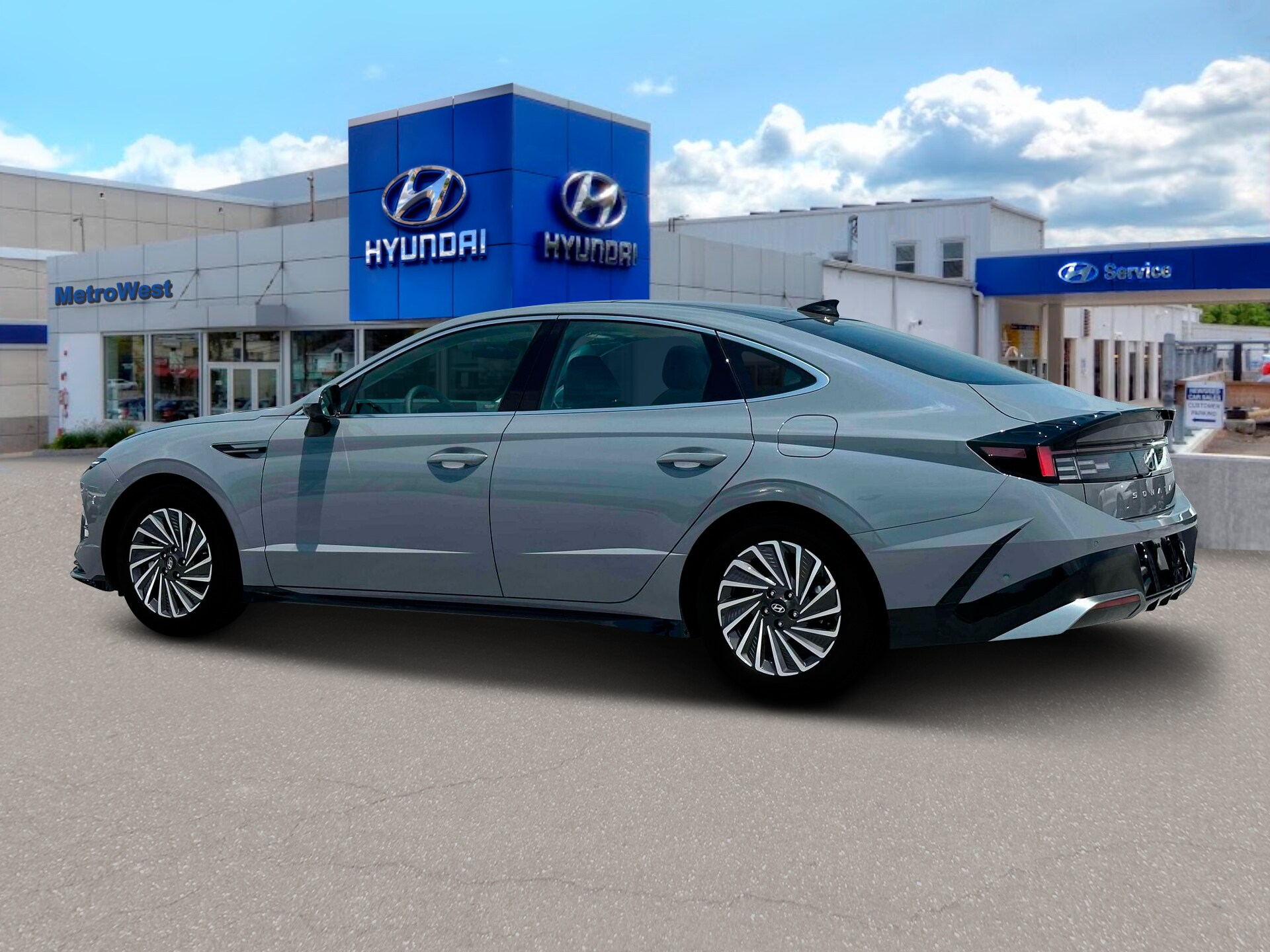 2025 Hyundai Sonata Hybrid Limited photo 4