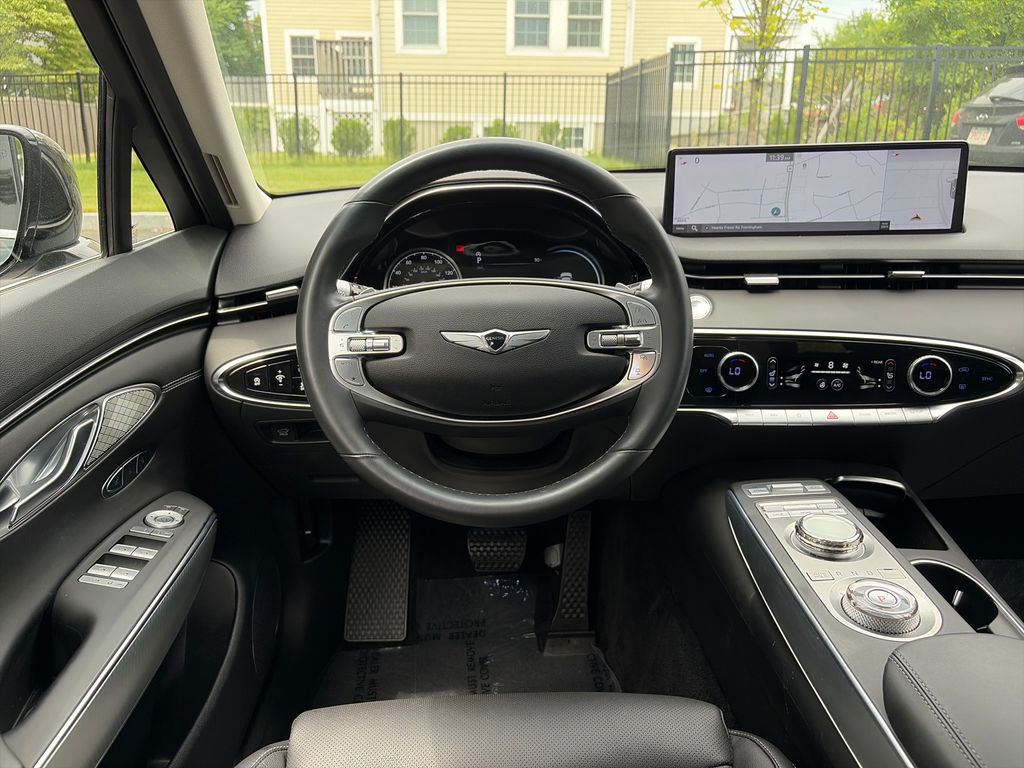 2023 GENESIS GV70 Standard - Photo 13