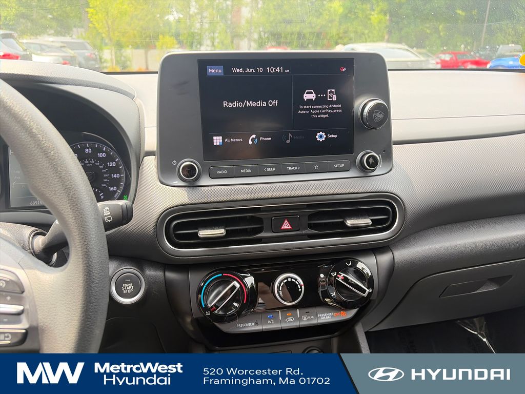 2023 Hyundai Kona SEL - Photo 17