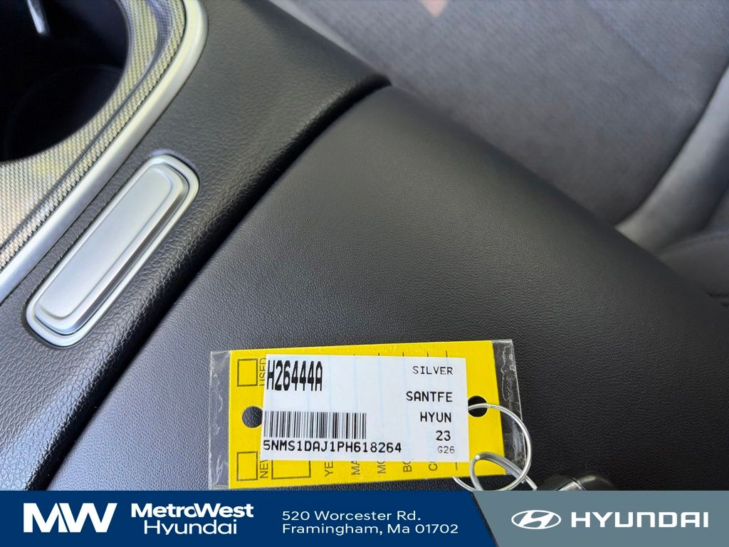 2023 Hyundai Santa Fe SE - Photo 30