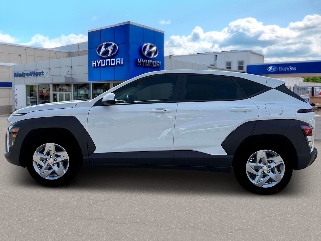 New 2026 Hyundai Kona SE AWD SUV