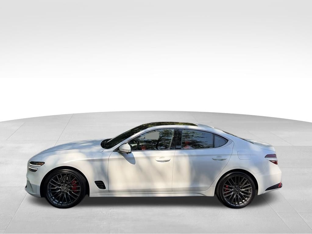 Used 2022 Genesis G70 3.3T Launch Edition Sedan