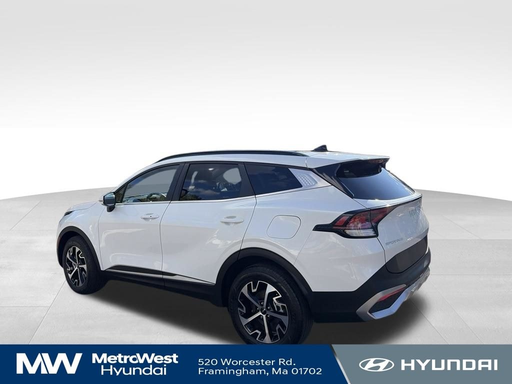 Used 2025 Kia Sportage Hybrid EX SUV