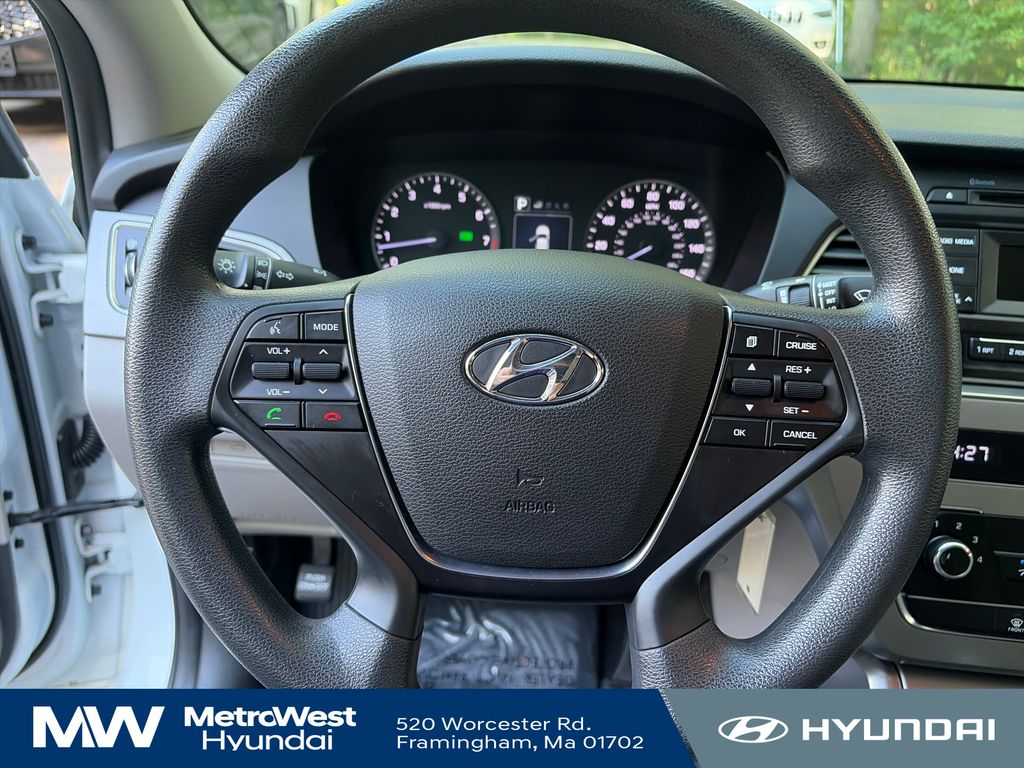 2017 Hyundai Sonata SE - Photo 14