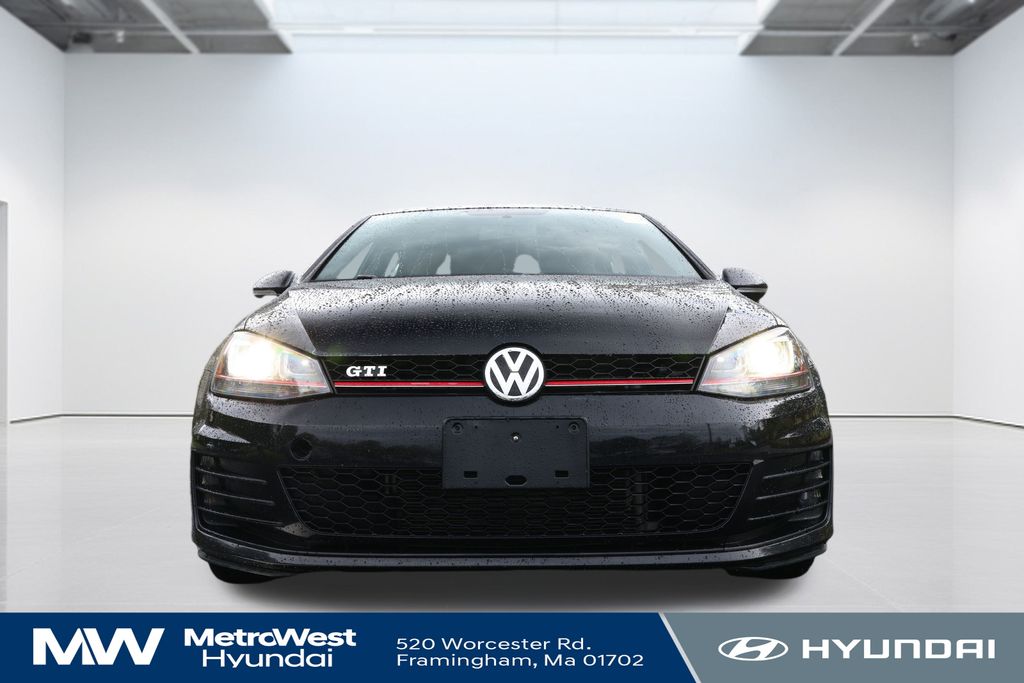 2015 Volkswagen Golf GTI photo 2
