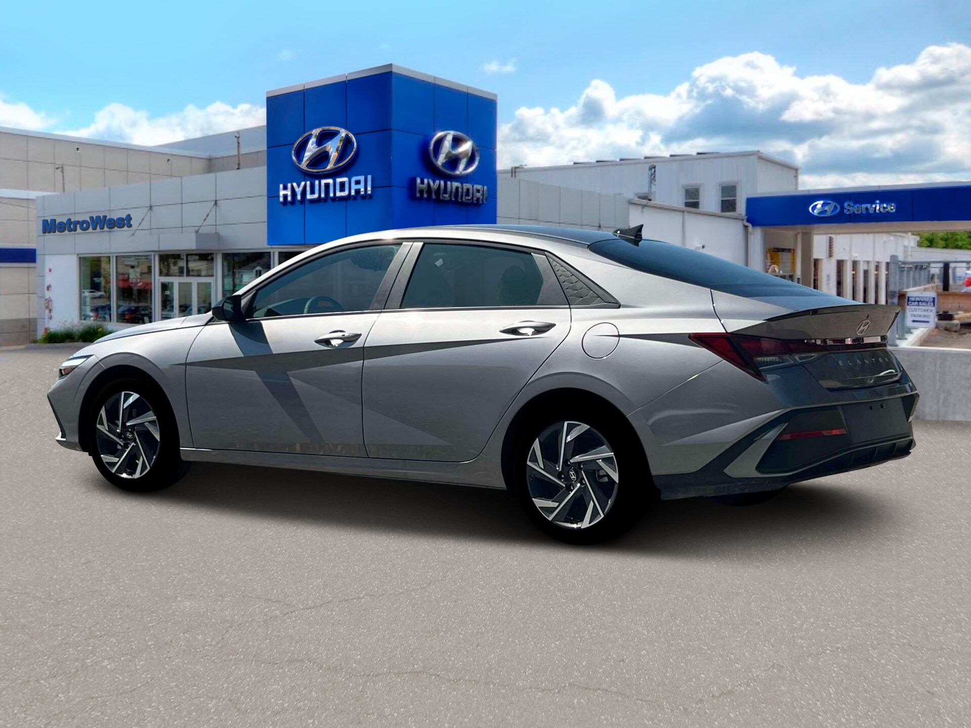 2025 Hyundai Elantra SEL Sport photo 4
