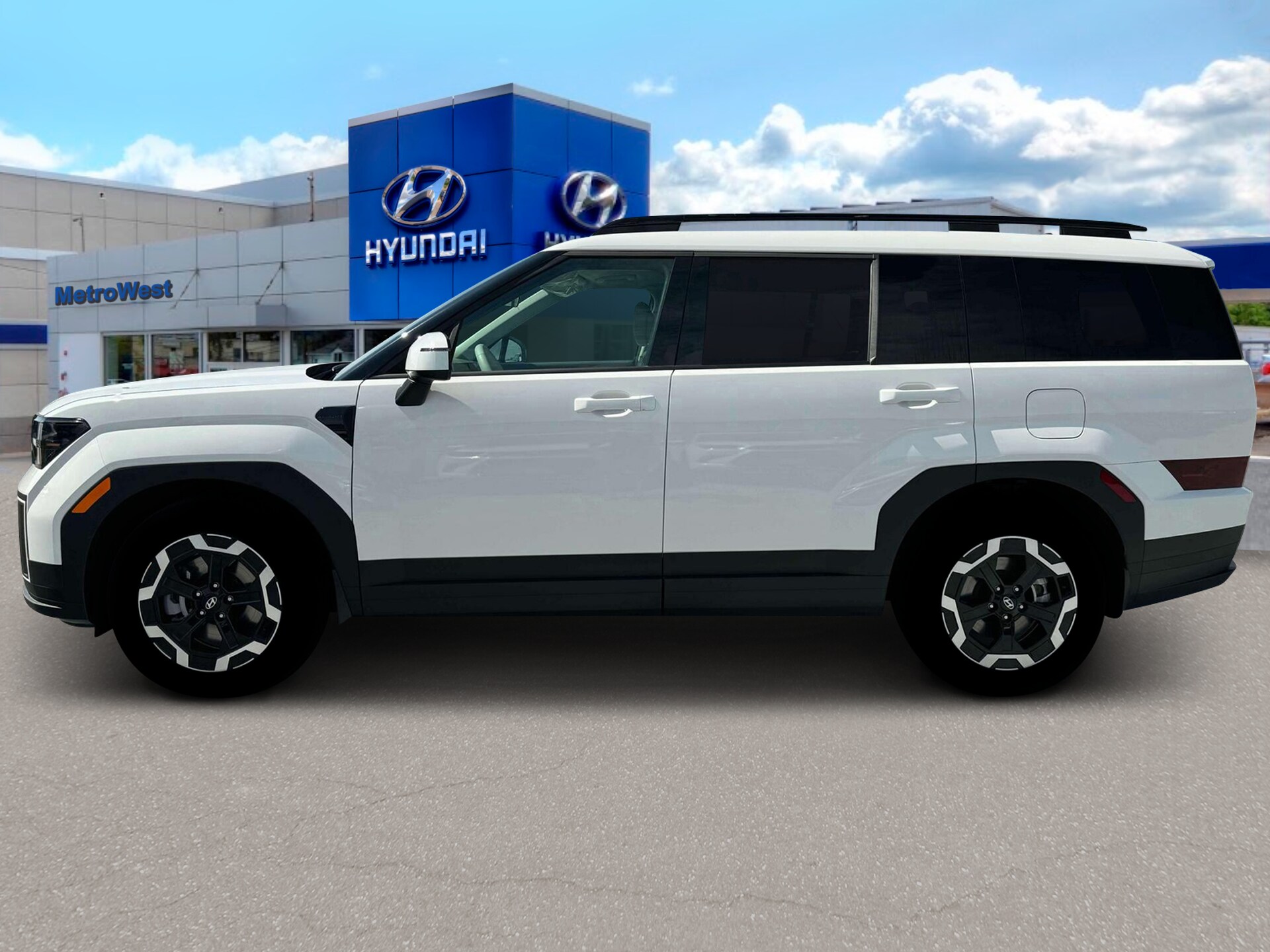 2025 Hyundai Santa Fe SEL photo 3