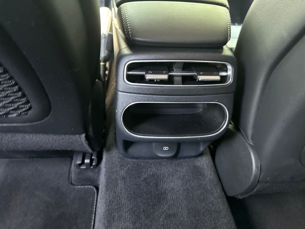 2025 GENESIS GV70 Standard - Photo 15