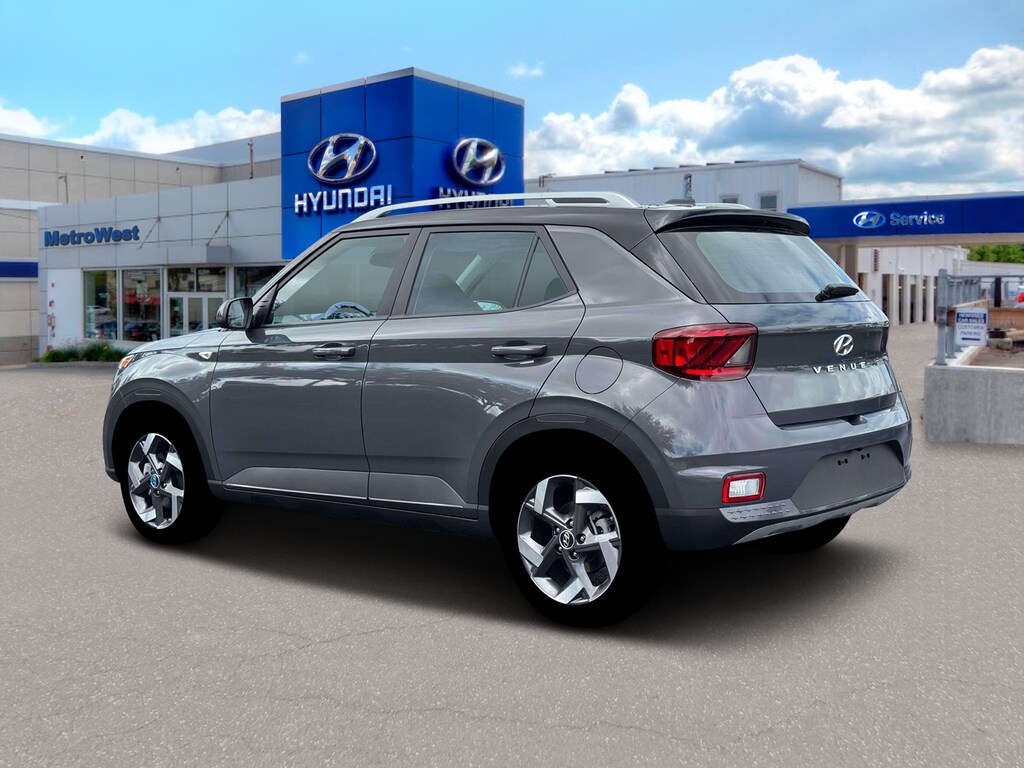 New 2026 Hyundai Venue SEL w/Two-Tone Roof SUV