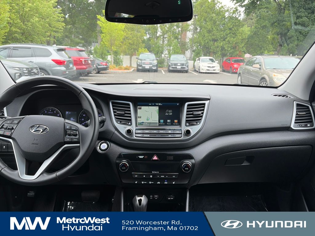 2017 Hyundai Tucson SE Plus - Photo 12