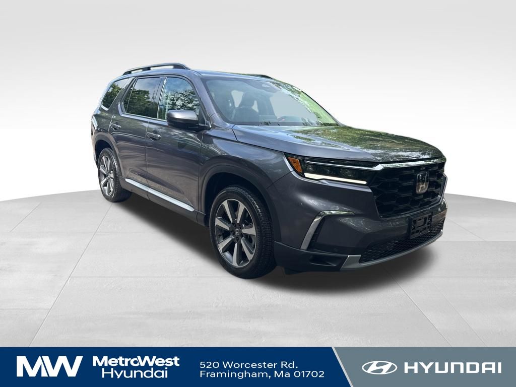 2025 Honda Pilot Elite AWD's photo