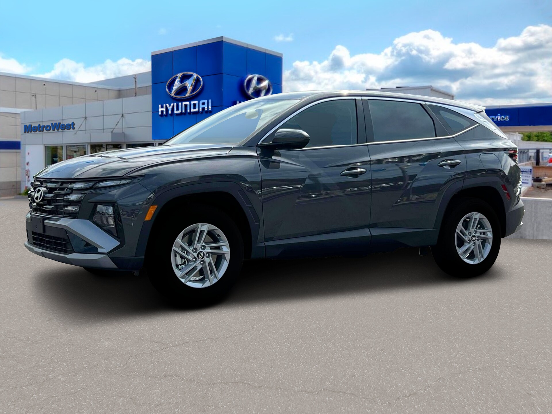 2025 Hyundai Tucson SE photo 2