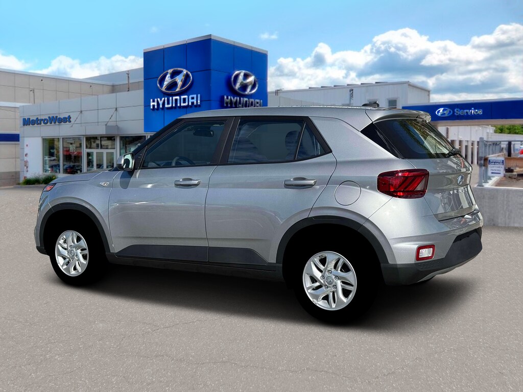 New 2026 Hyundai Venue SE SUV