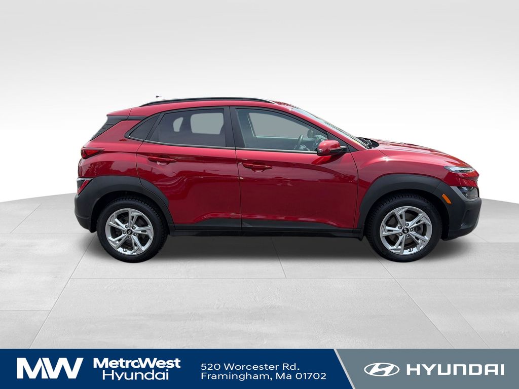 2023 Hyundai Kona SEL - Photo 6