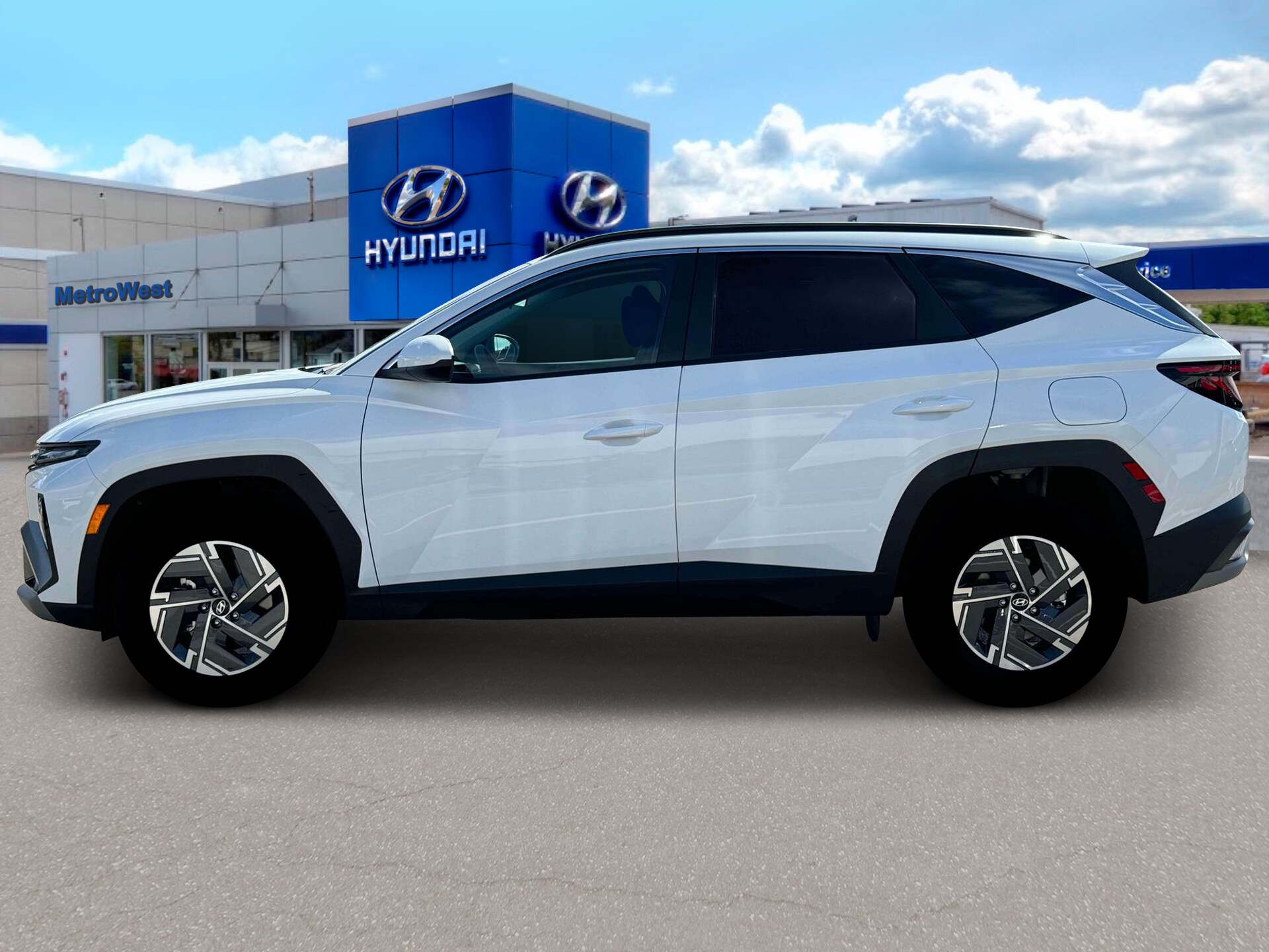 2025 Hyundai Tucson Hybrid Blue photo 2