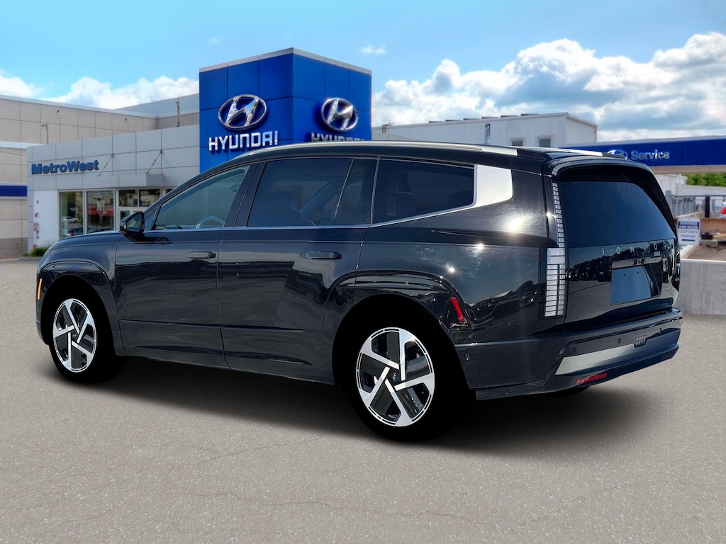 New 2026 Hyundai IONIQ 9 Performance Calligraphy SUV