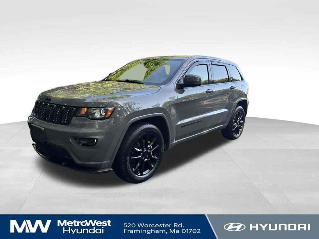 Used 2020 Jeep Grand Cherokee Laredo SUV
