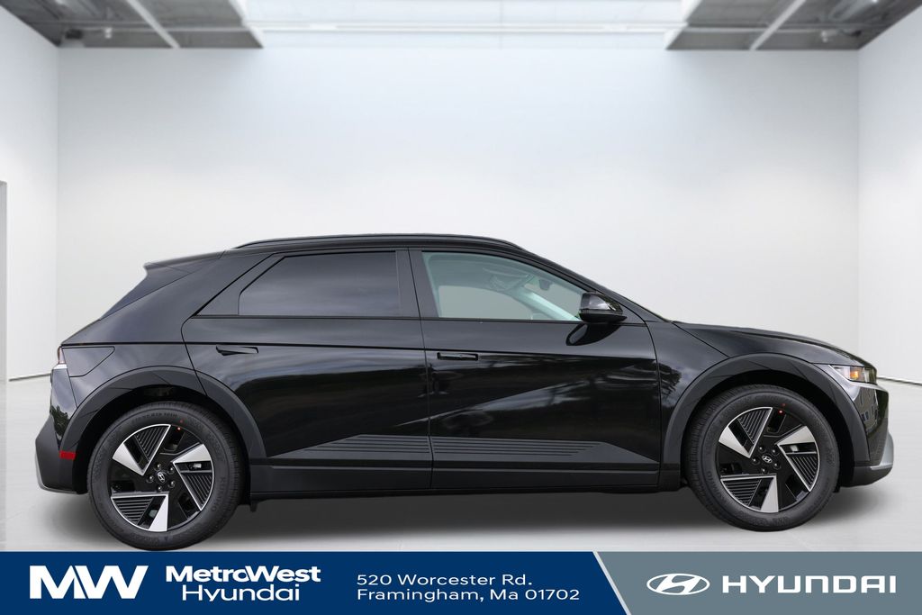 2025 Hyundai Ioniq 5 SEL photo 4
