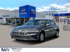 2026 Hyundai Elantra SE Sedan