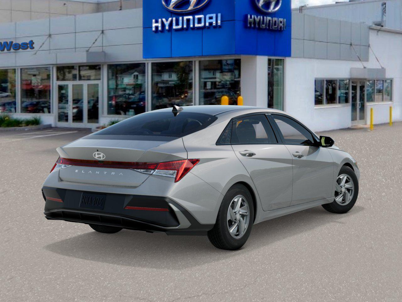 2025 Hyundai Elantra SE photo 4