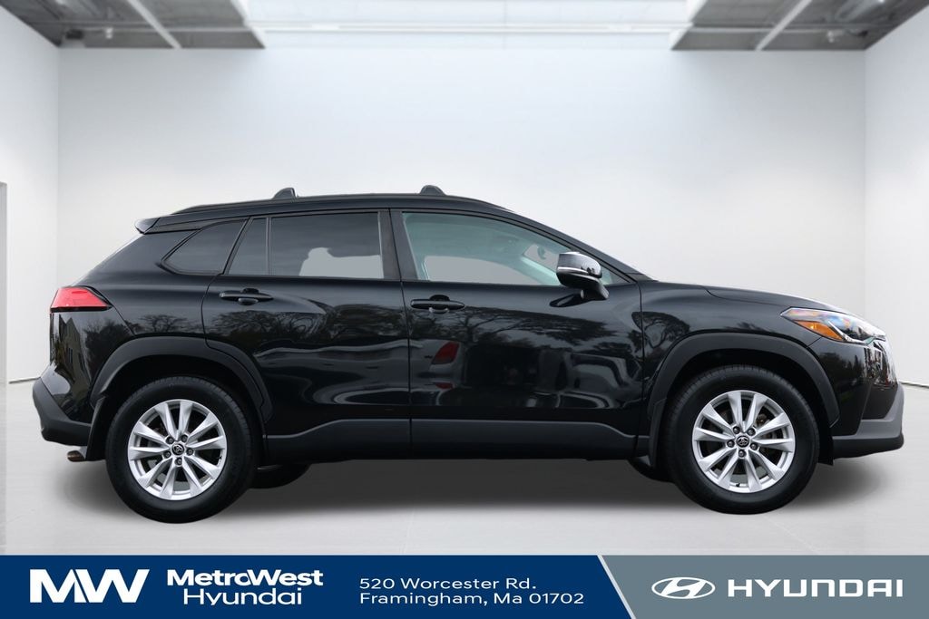 Used 2022 Toyota Corolla Cross LE SUV