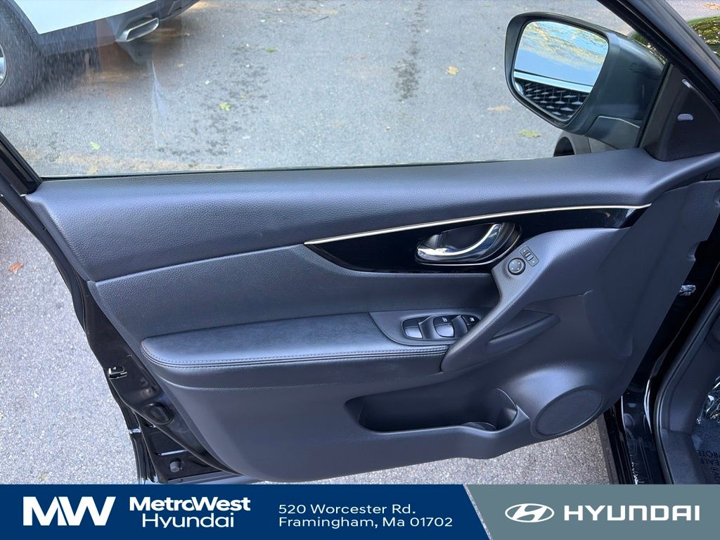 2019 Nissan Rogue Sport SL - Photo 9